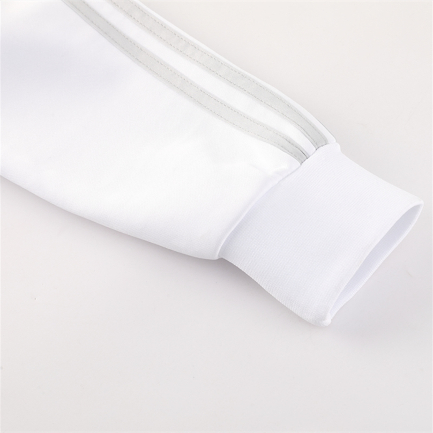AlphaJersey-Real Madrid 25-26 Jacket Training Tracksuit - White Jackets & Light Grey Pants
