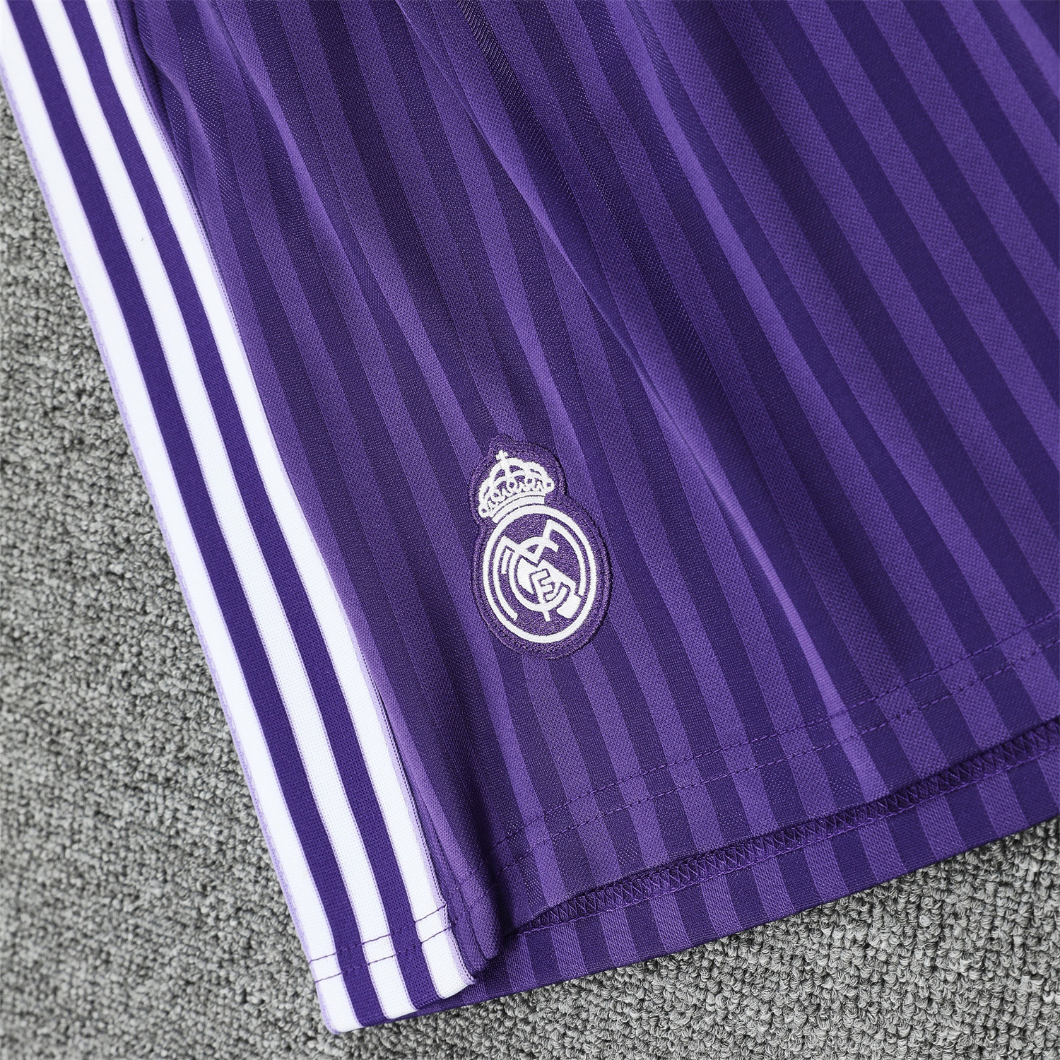 AlphaJersey-Real Madrid 25-26 Vest Training Set - Pure White Vest & Purple Shorts