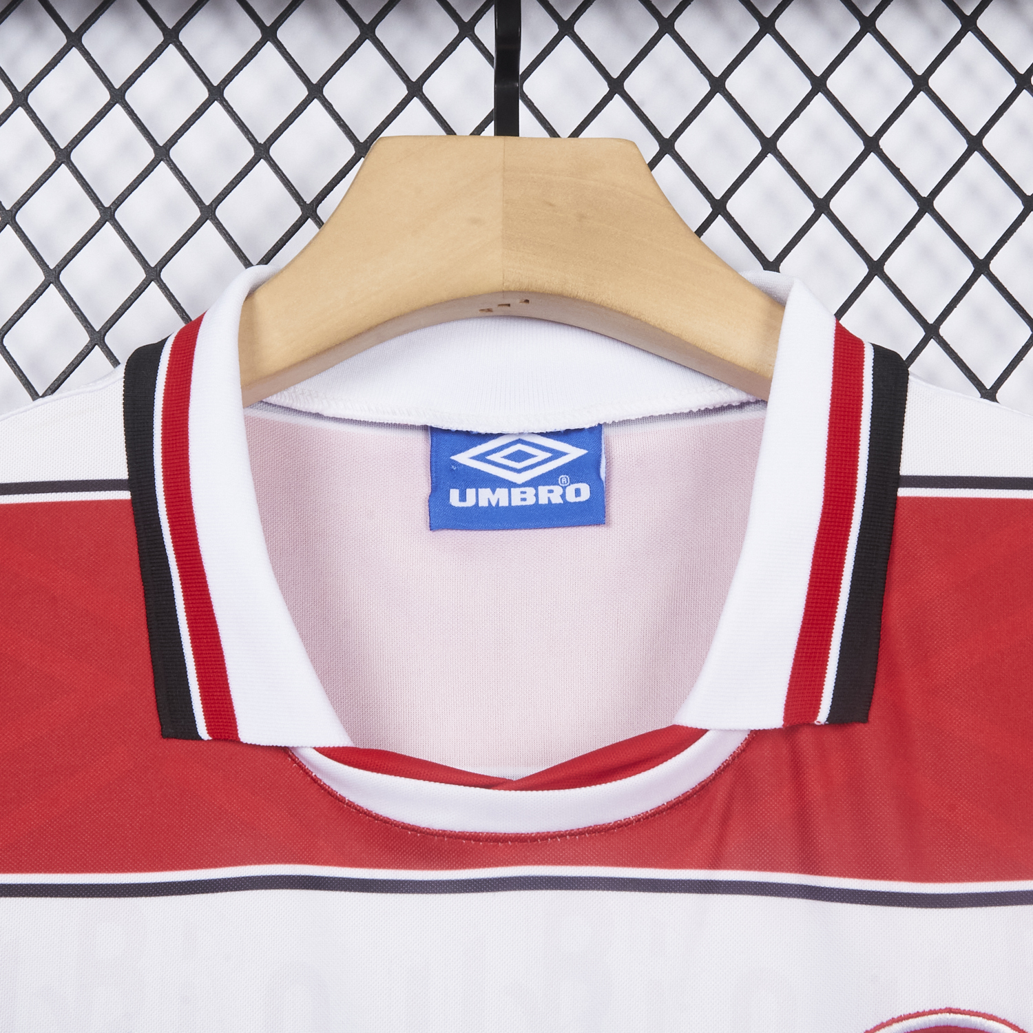 AlphaJersey-Retro Fortuna Düsseldorf 1995-96 Home Jersey