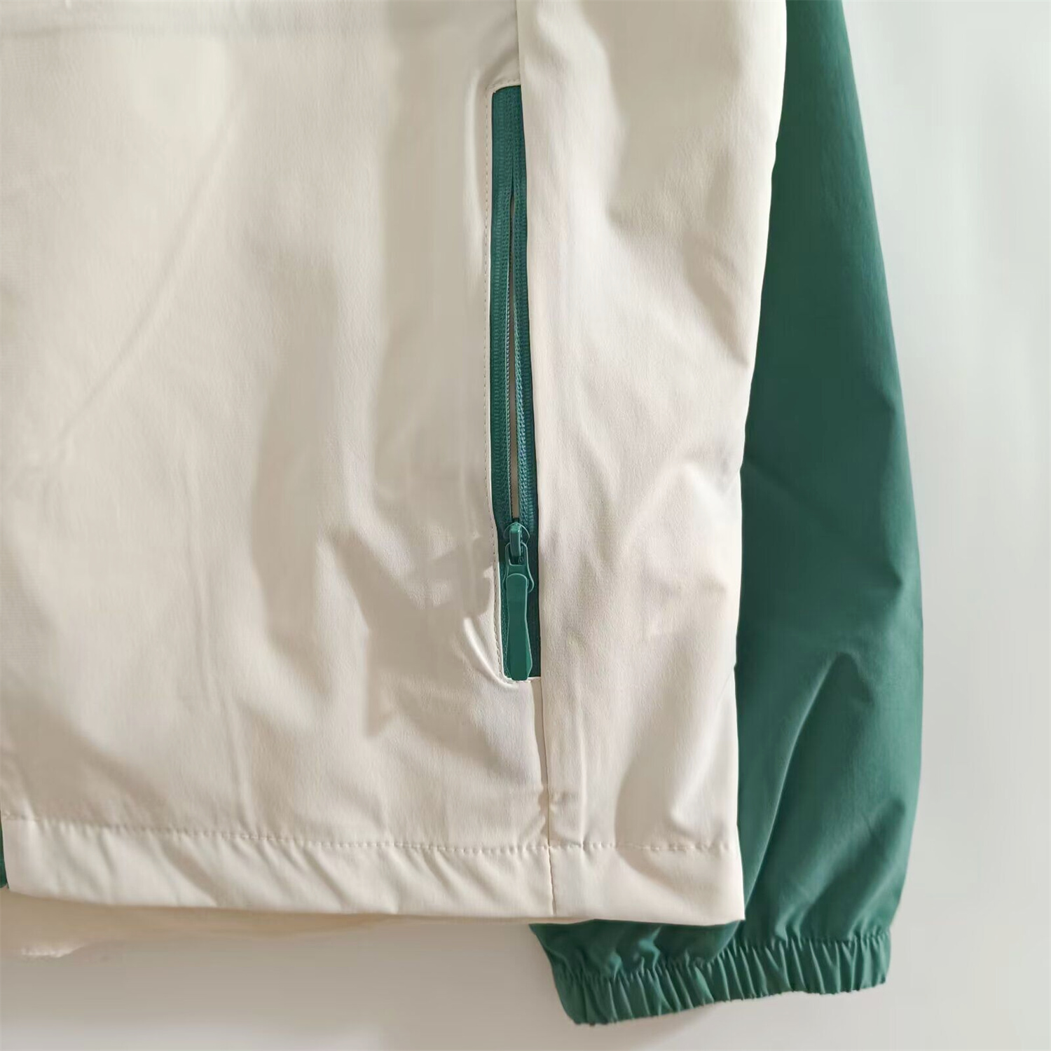 AlphaJersey-Palmeiras 25-26 Training Windbreaker Jacket - Grey With Green