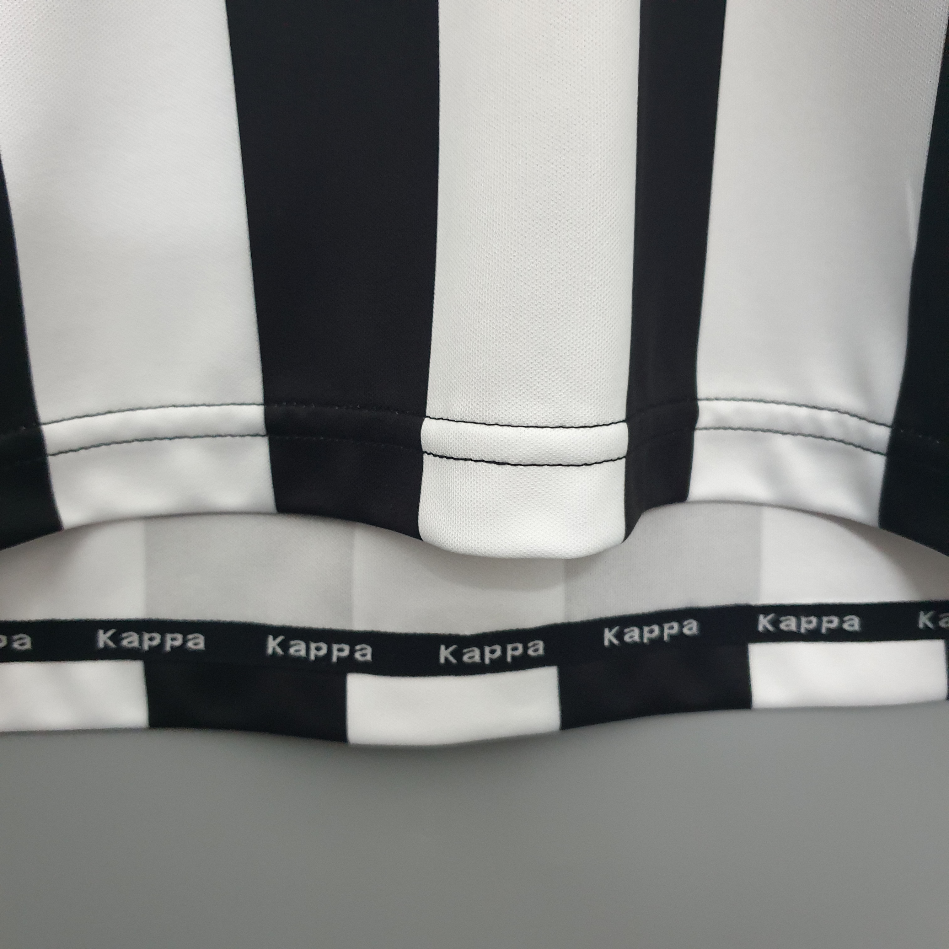 AlphaJersey-Retro Juventus 1999-00 Home Stadium Jersey