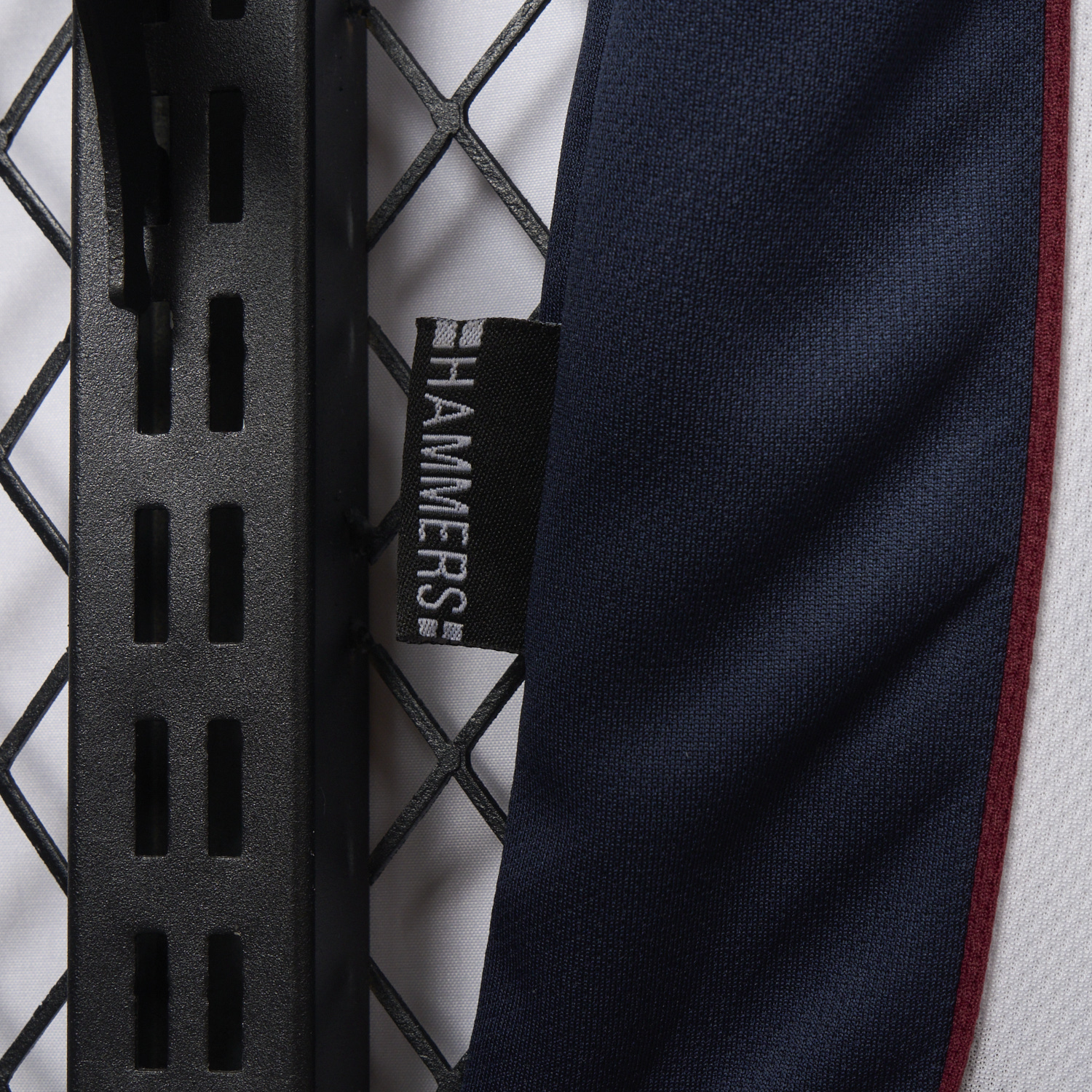 AlphaJersey-Retro West Ham United 1999-01 Away Jersey