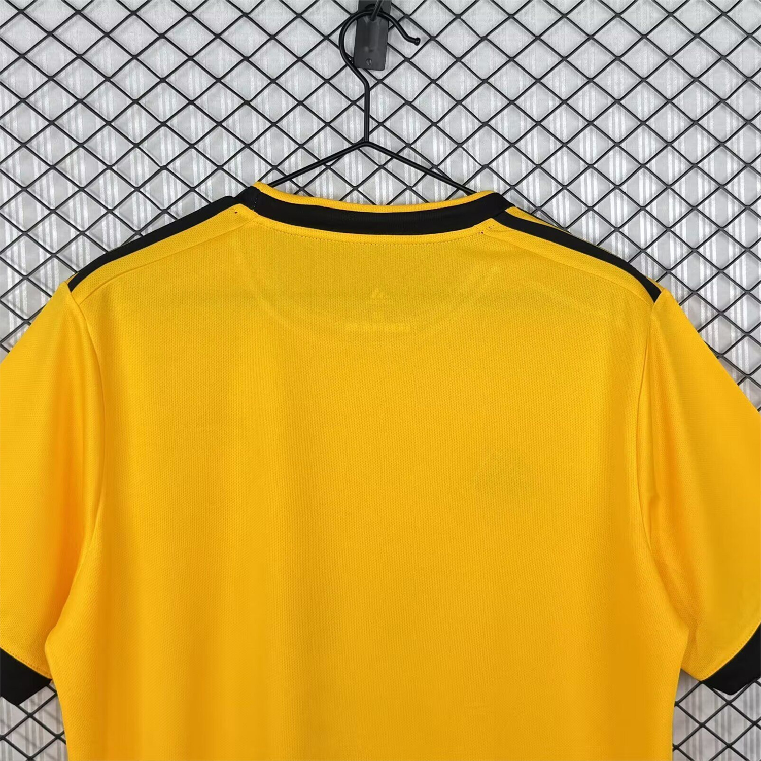 AlphaJersey-Retro Wolverhampton Wanderers Wolves 2018-19 Home Jersey