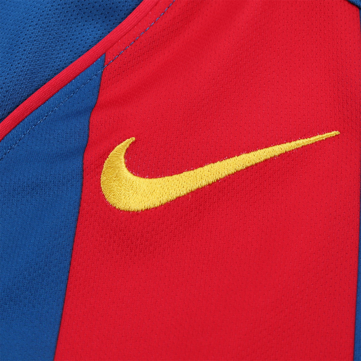 AlphaJersey-Retro Barcelona 2004-05 Home Kids Kit