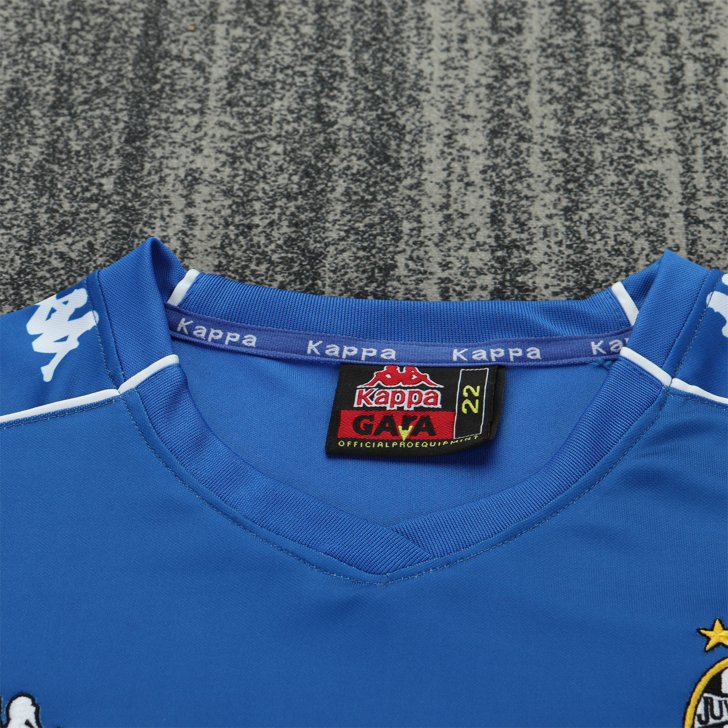 AlphaJersey-Retro Juventus 1999-00 Away Kids Kit