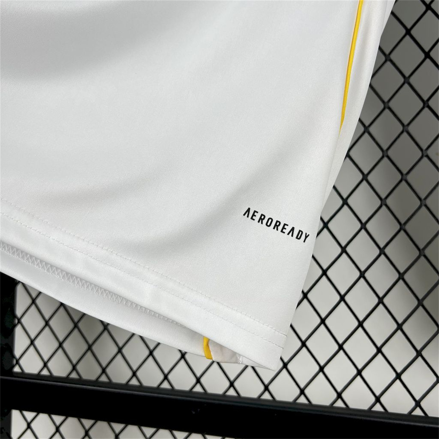 AlphaJersey-Real Madrid 25-26 Home Long Sleeves Jersey - Fans Version