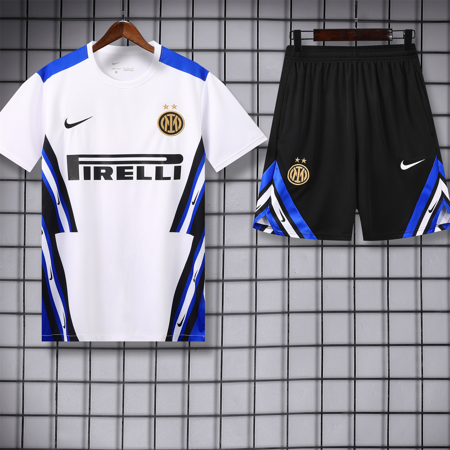 AlphaJersey-Inter Milan 25-26 Short-Sleeve Training Set - White Top & Black Shorts