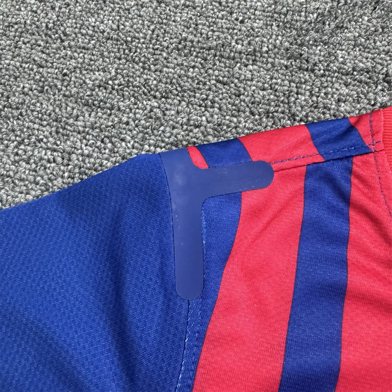 AlphaJersey-Retro Barcelona 2011-12 Home Kids Kit