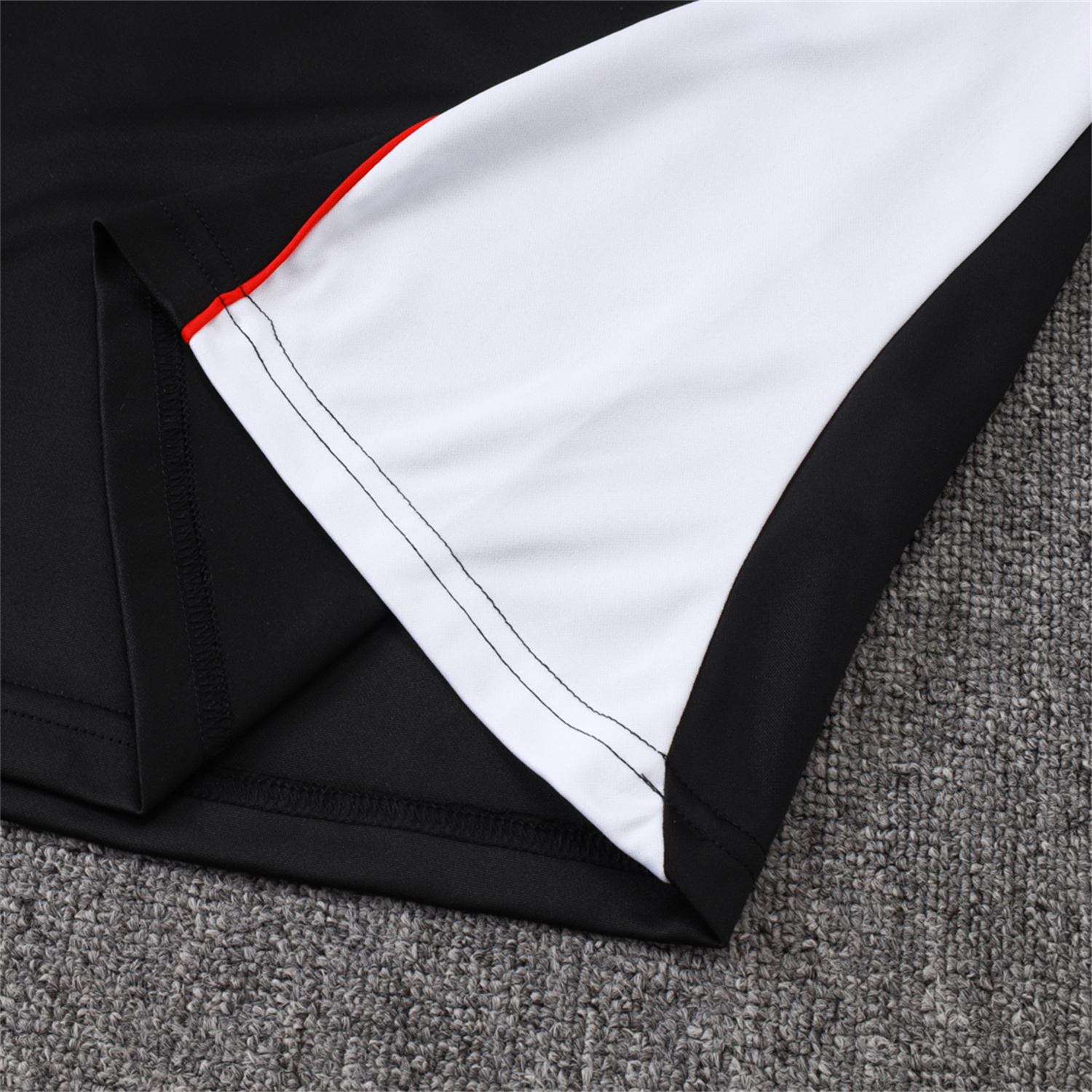 AlphaJersey-Bayern Munich 25-26 Long Sleeves Training Set - Black Top & Pants with Orange Badge