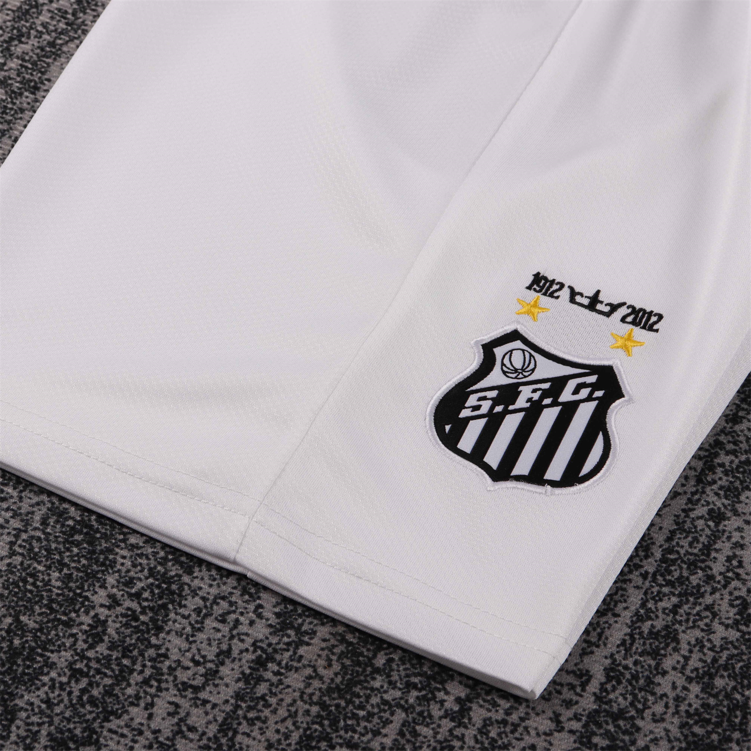 AlphaJersey-Retro Santos 2012 Home Kids Kit