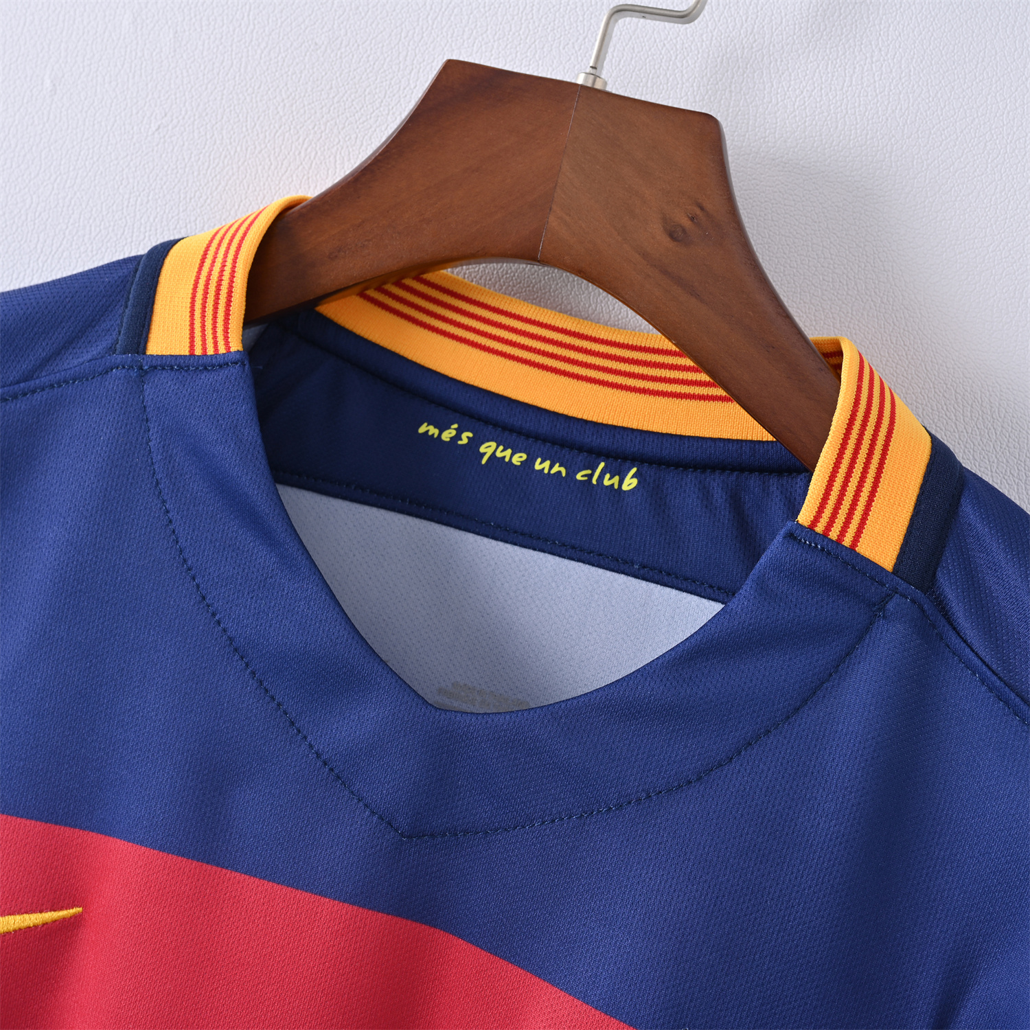 AlphaJersey-Retro Barcelona 15-16 Home Long Sleeves Jersey