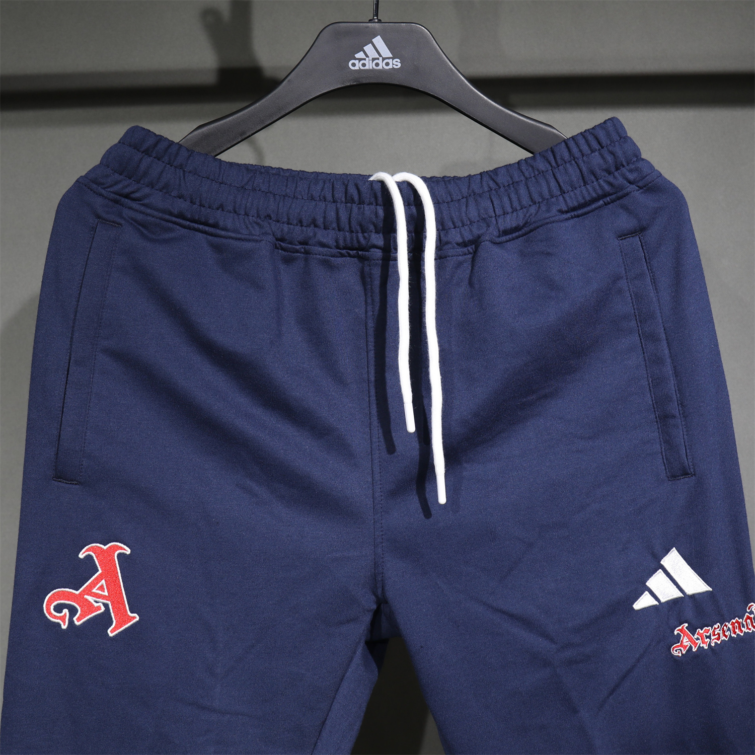 AlphaJersey-Arsenal 25-26 Pure Color Training Hoodie Set - Deep Blue Hoodie and Deep Blue Pants