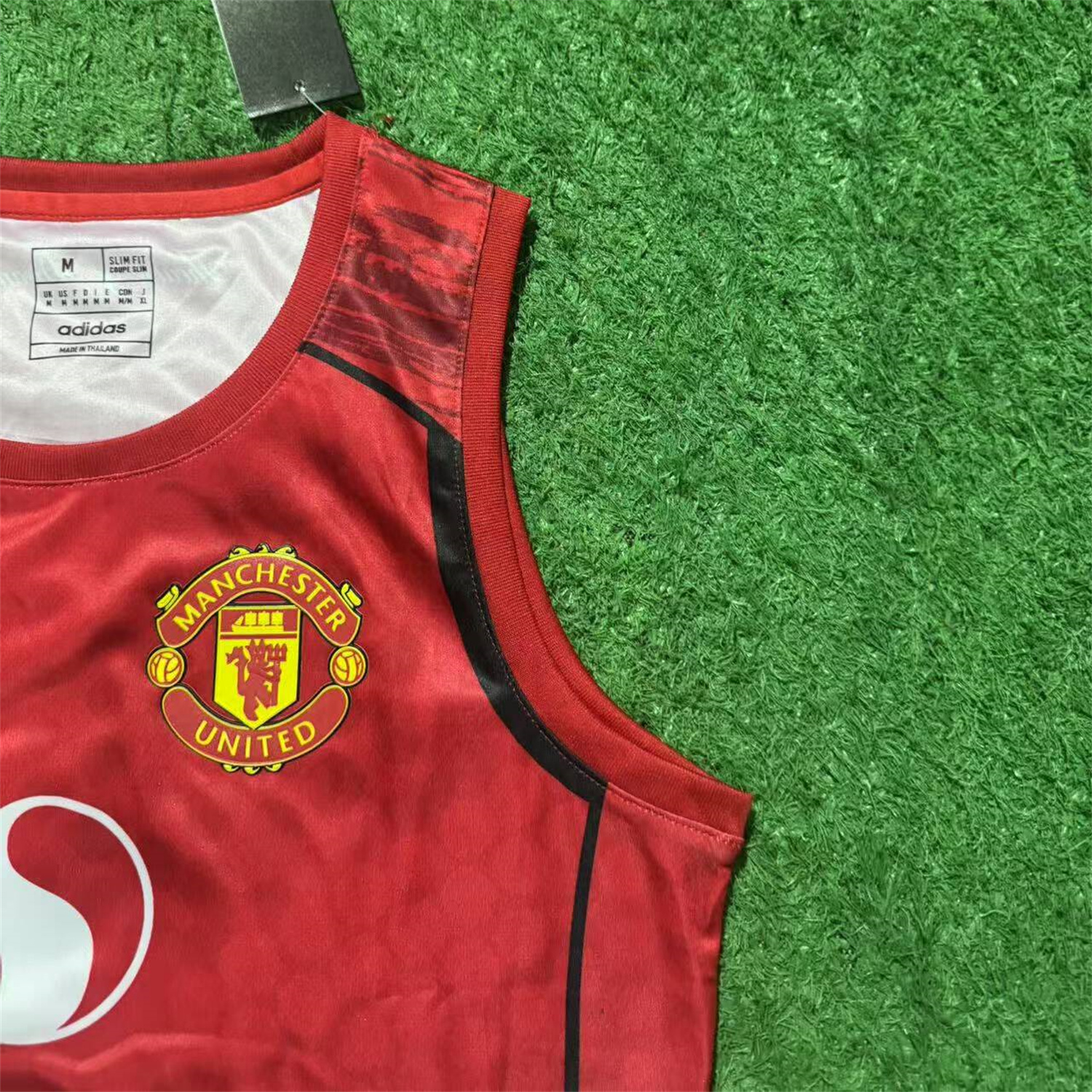 AlphaJersey-Women's Manchester United 25-26 Home Yoga Vest
