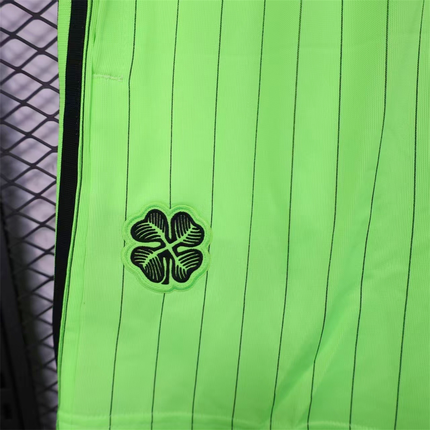 AlphaJersey-Celtic 25-26 Trefoil Green Travel Shorts - Player Version