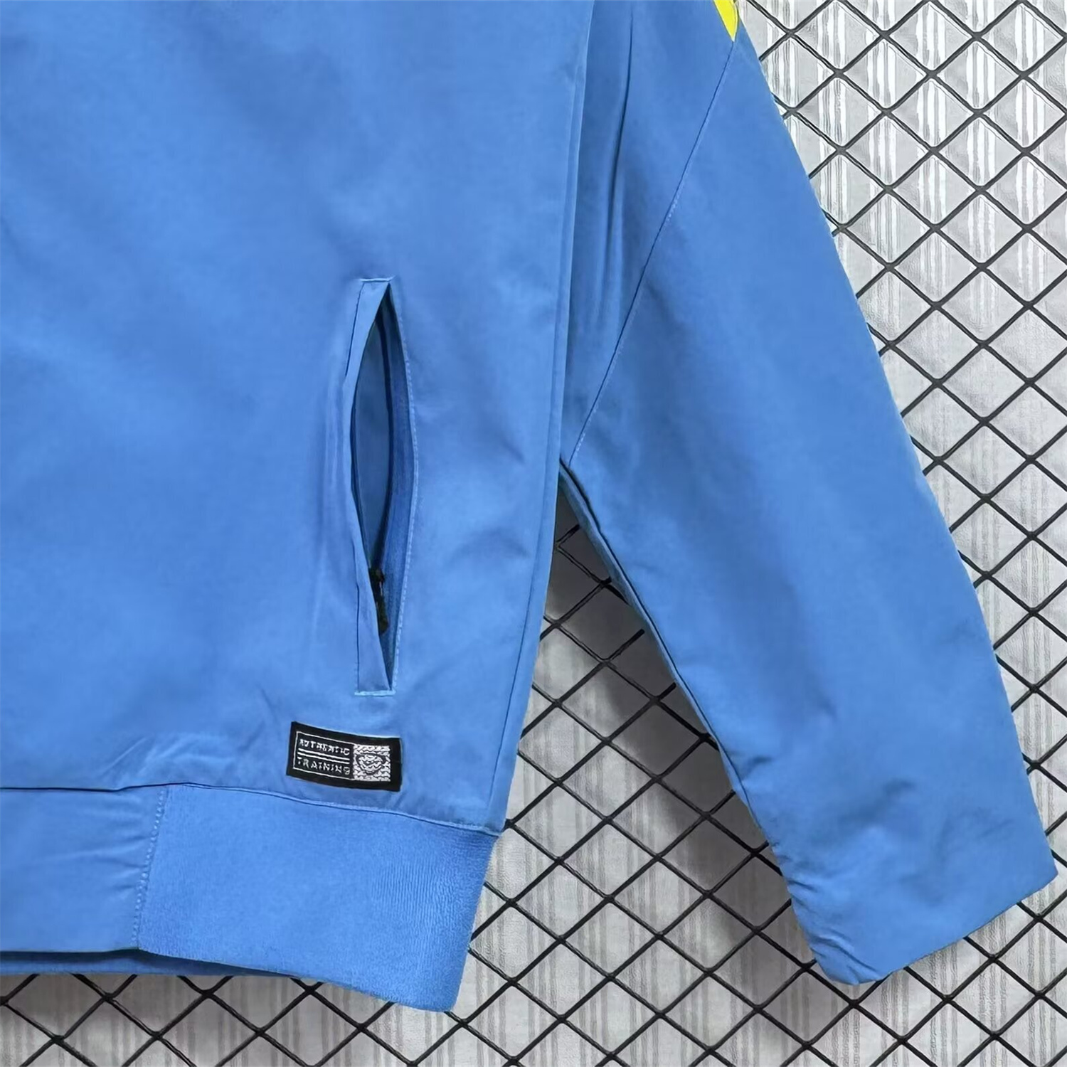AlphaJersey-Retro Barcelona 2015-16 Windbreaker Jacket - Blue