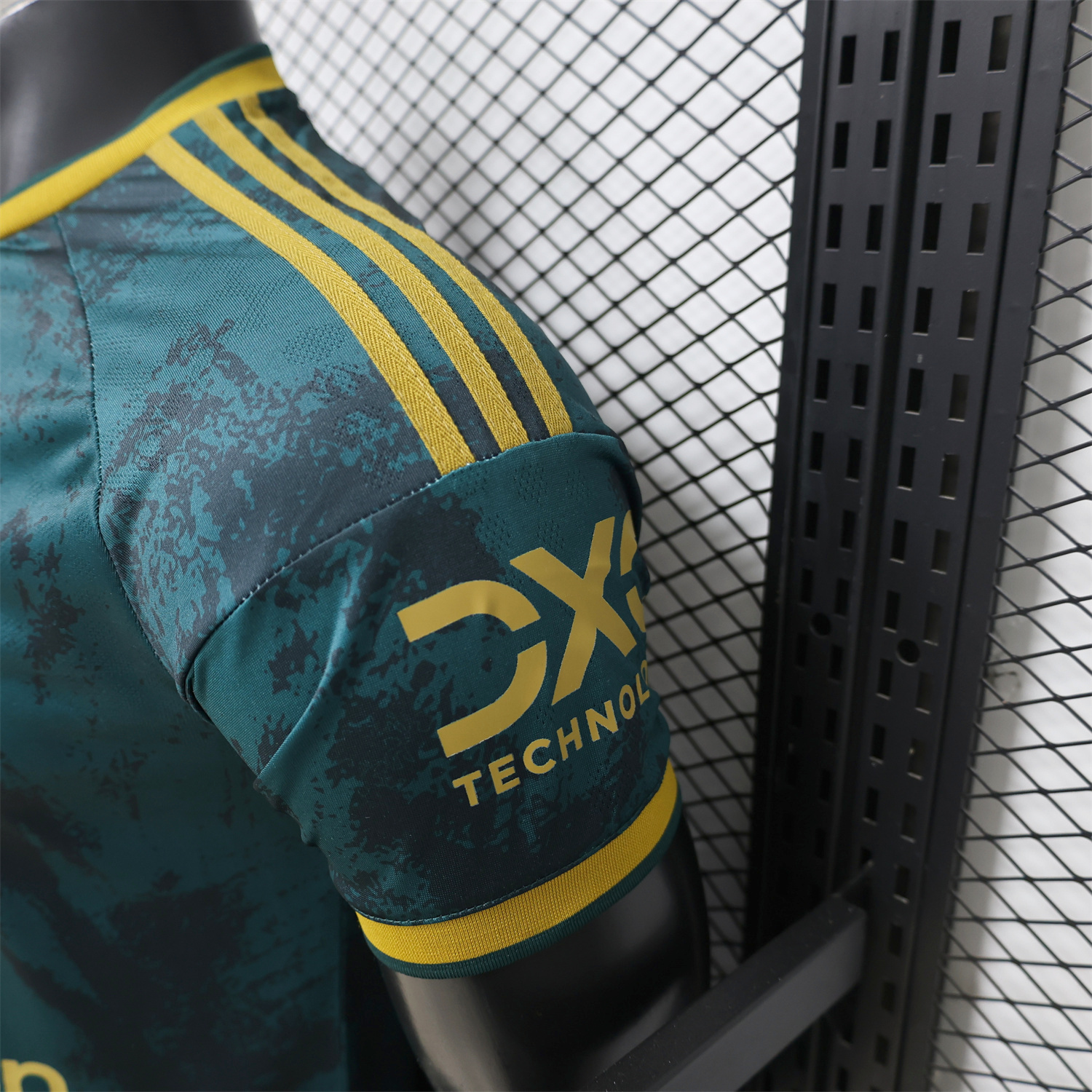 AlphaJersey-Manchester United 26-27 Devil Green Gold Special Jersey - Player Version