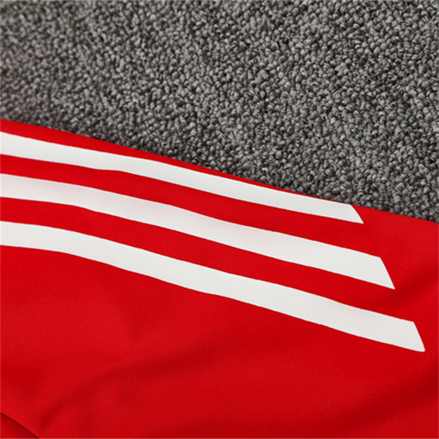 AlphaJersey-Liver.pool 25-26 Kids Long Sleeve Training Set - Red Top & Black Pants