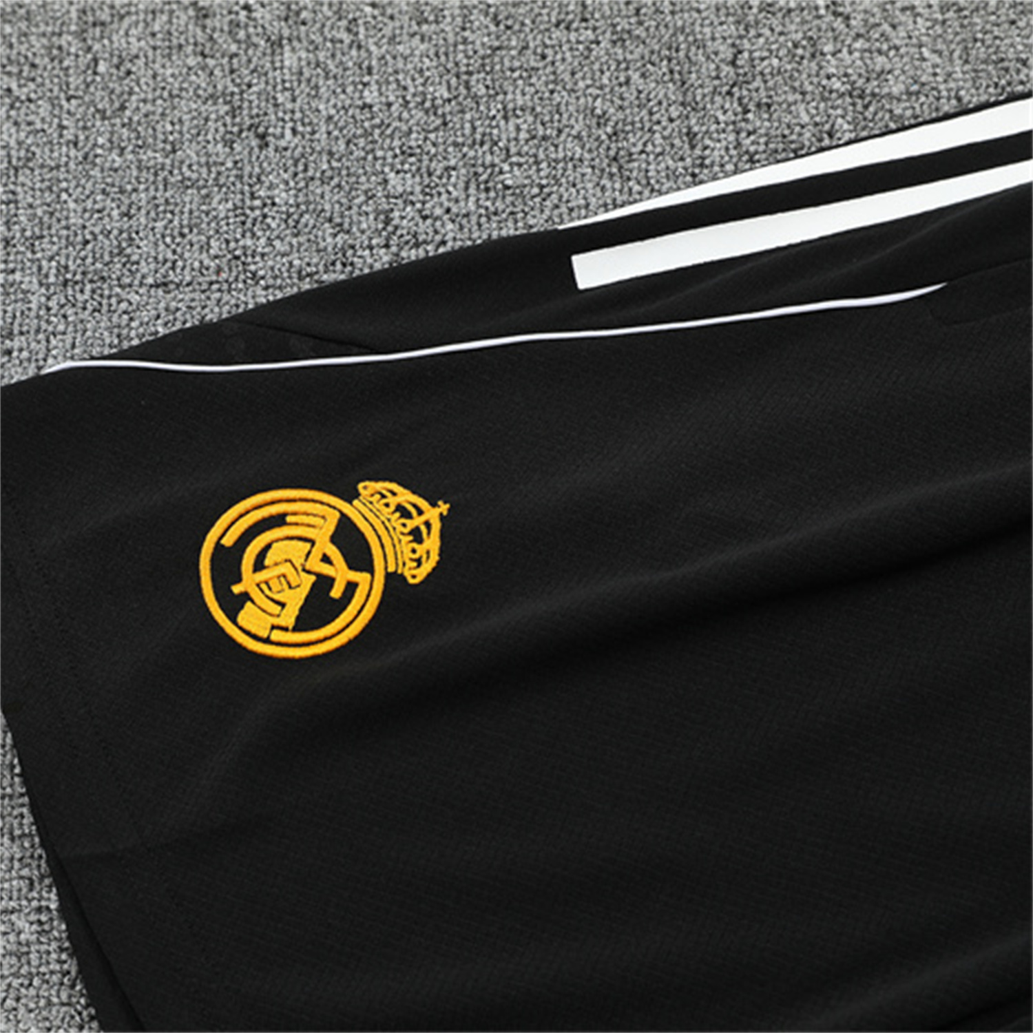 AlphaJersey-Real Madrid 25-26 Thunder Comics Short-Sleeve Training Set - Comic Pattern Top & Shorts