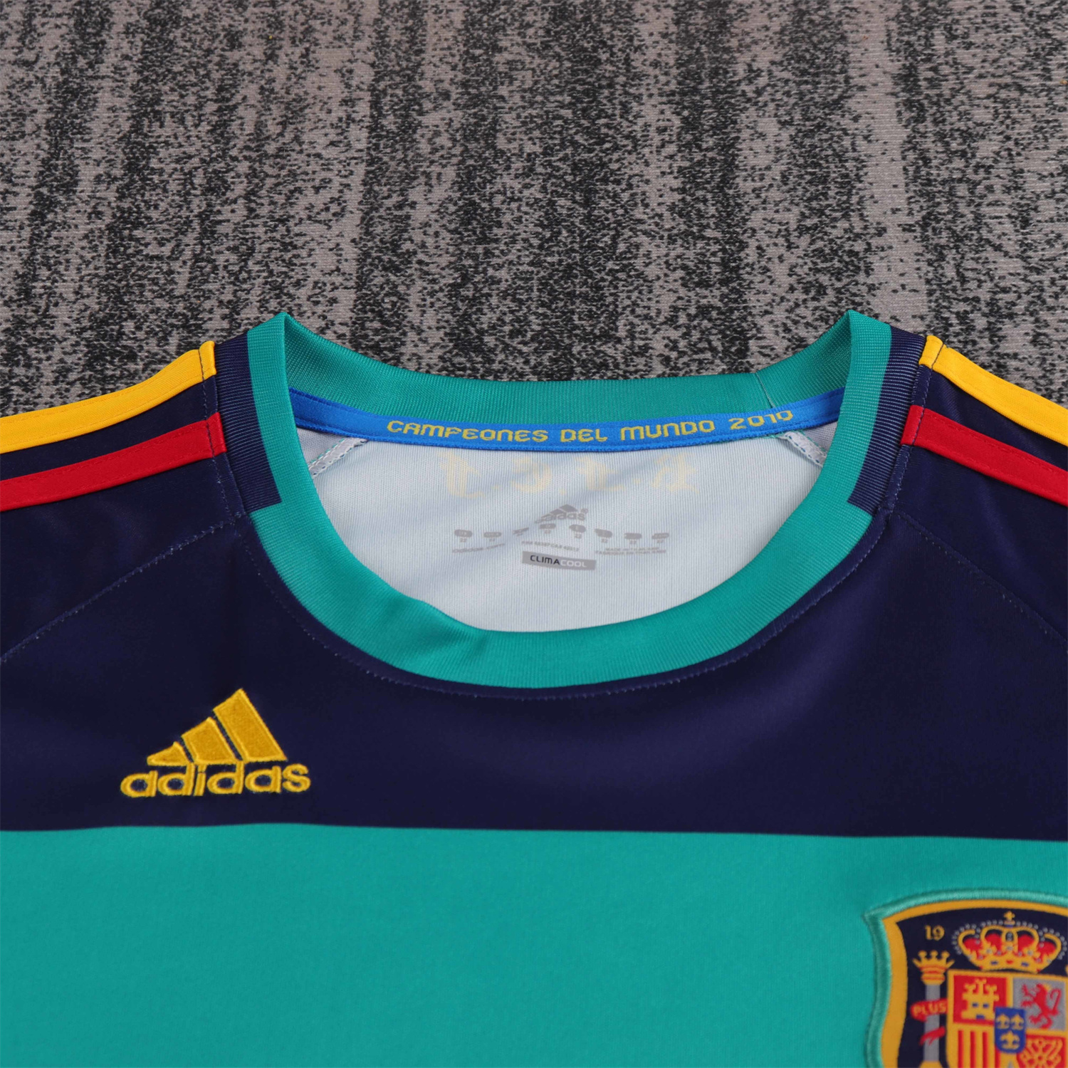 AlphaJersey-Retro Spain 2010 Green Goalkeeper Kids Kit