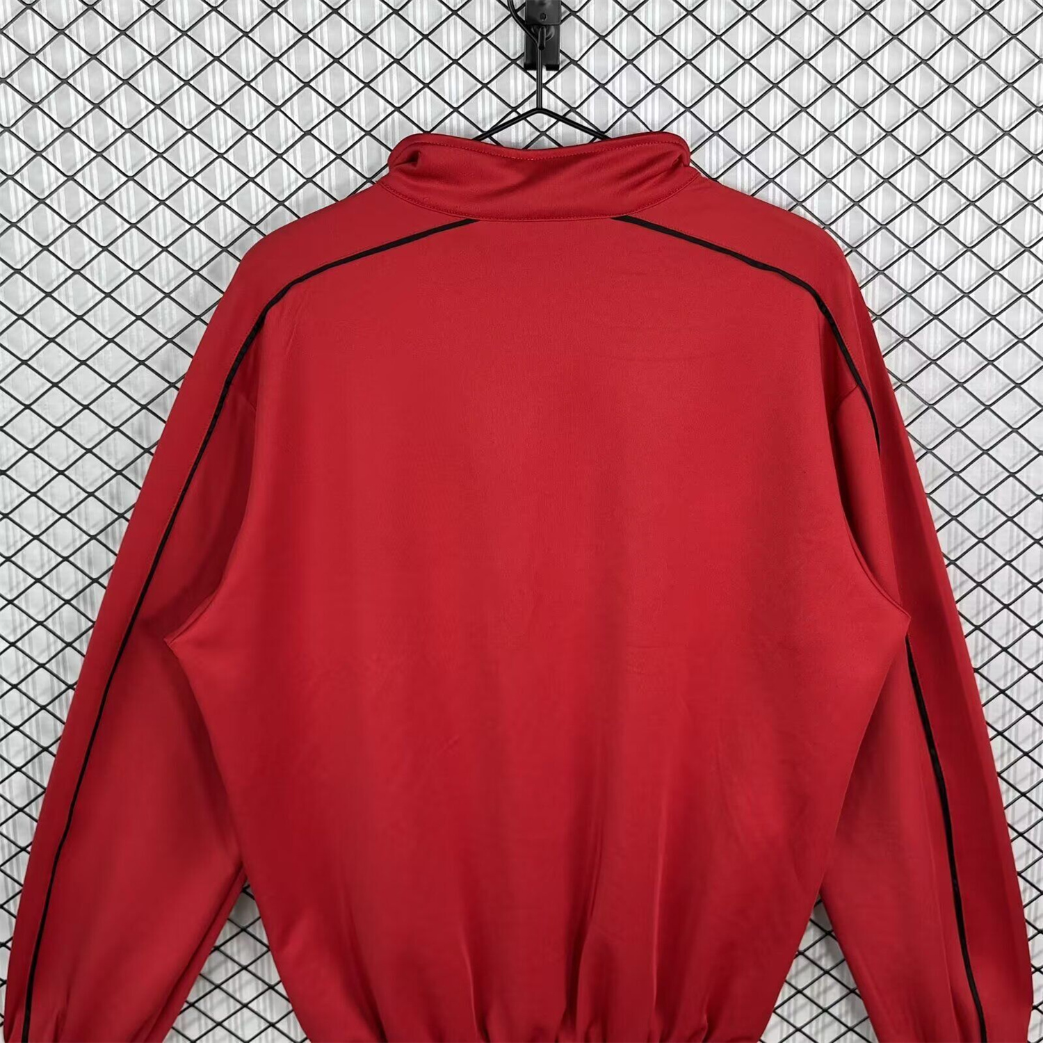 AlphaJersey-Frankfurt 25-26 Training Windbreaker Jacket - Red