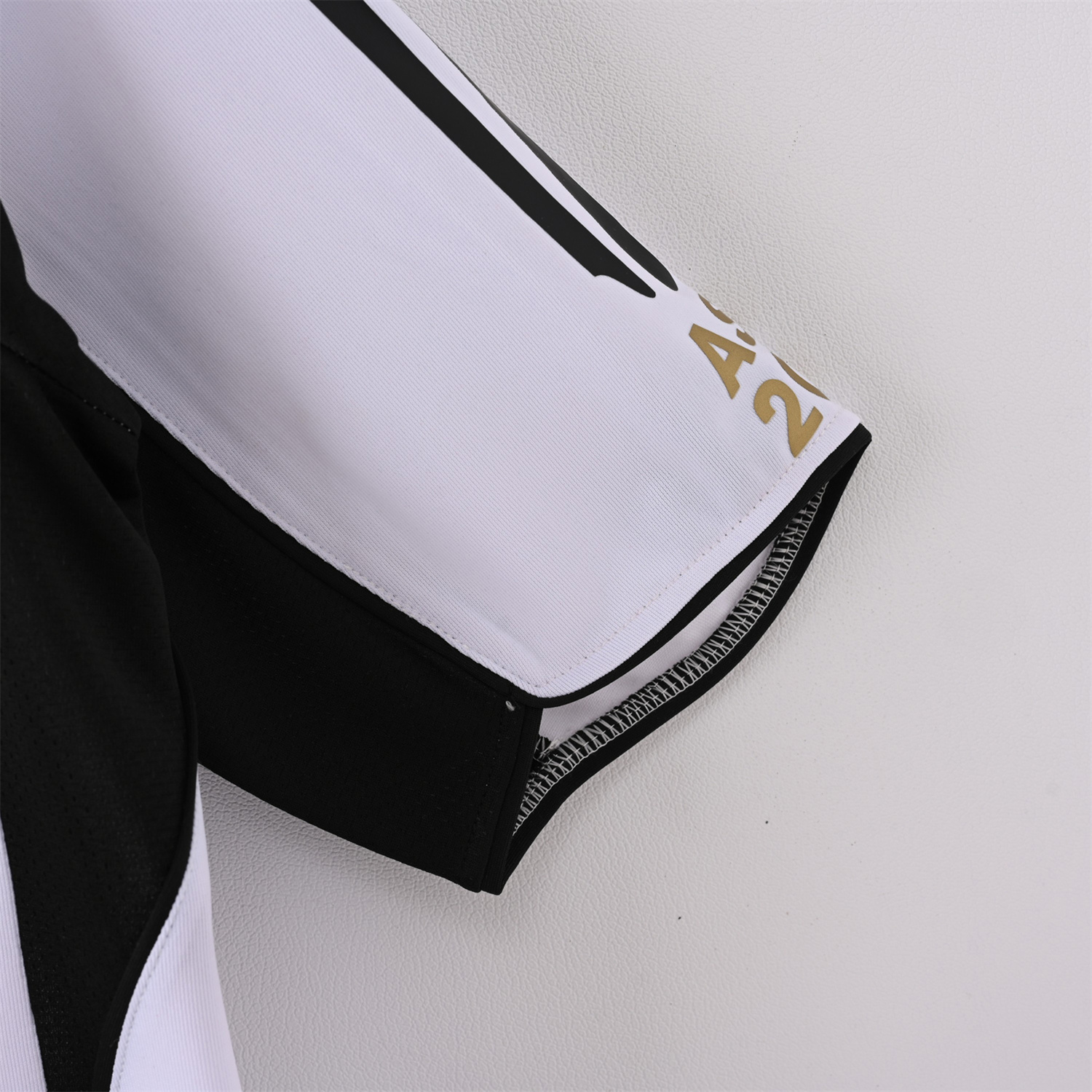 AlphaJersey-Retro Newcastle United 2006 Alan Shearer Testimonial Home Jersey