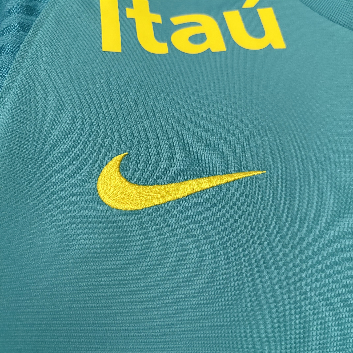 AlphaJersey-Retro Brazil 2022 Pre-Match Cyan Special Jersey