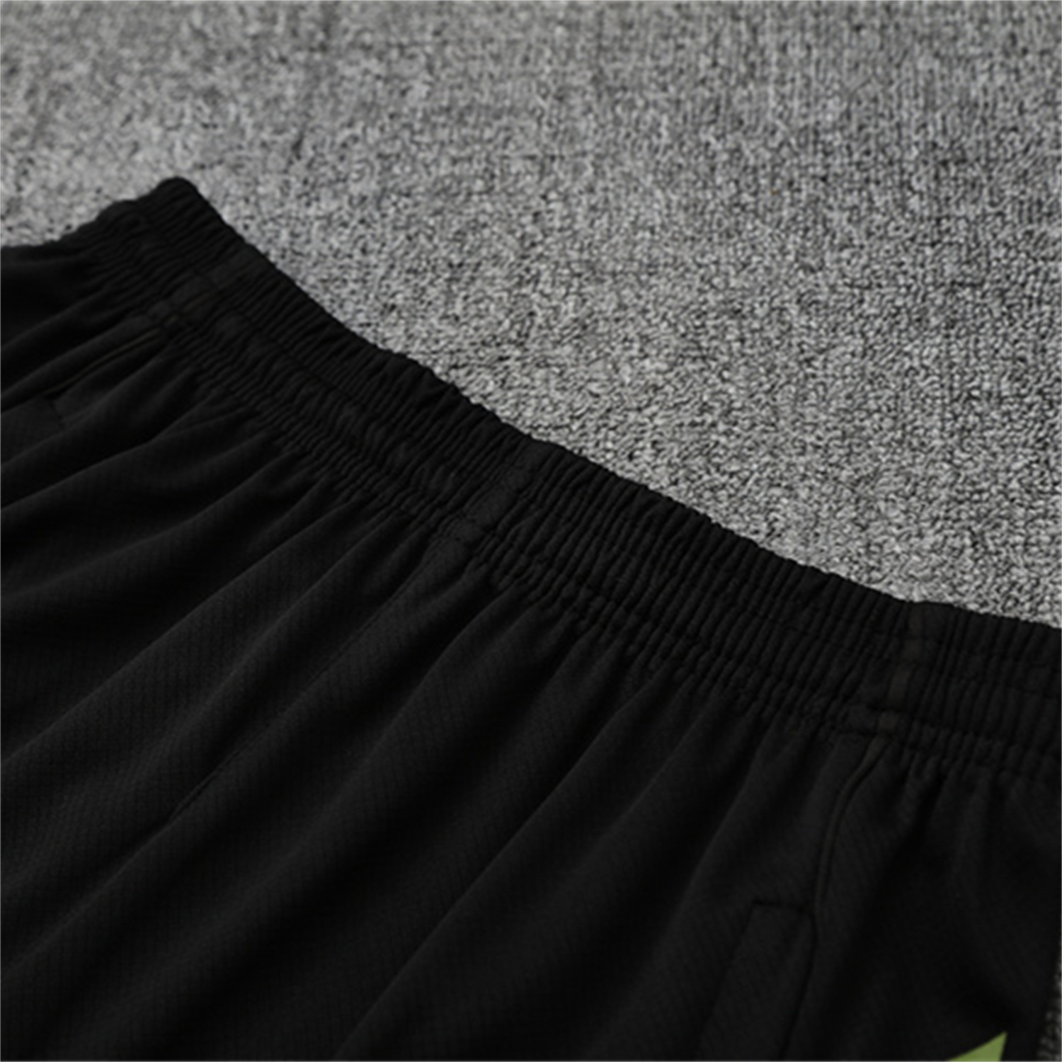 AlphaJersey-Real Madrid 25-26 Kid Short-Sleeve Training Set - Green Black Top & Black Shorts