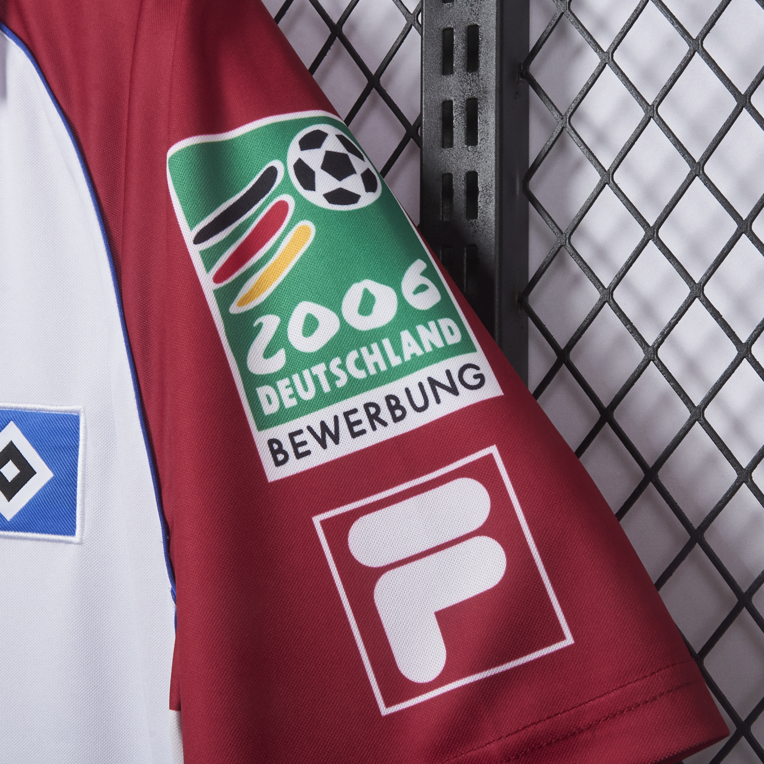 AlphaJersey-Retro Hamburger SV 1999-00 Home Jersey