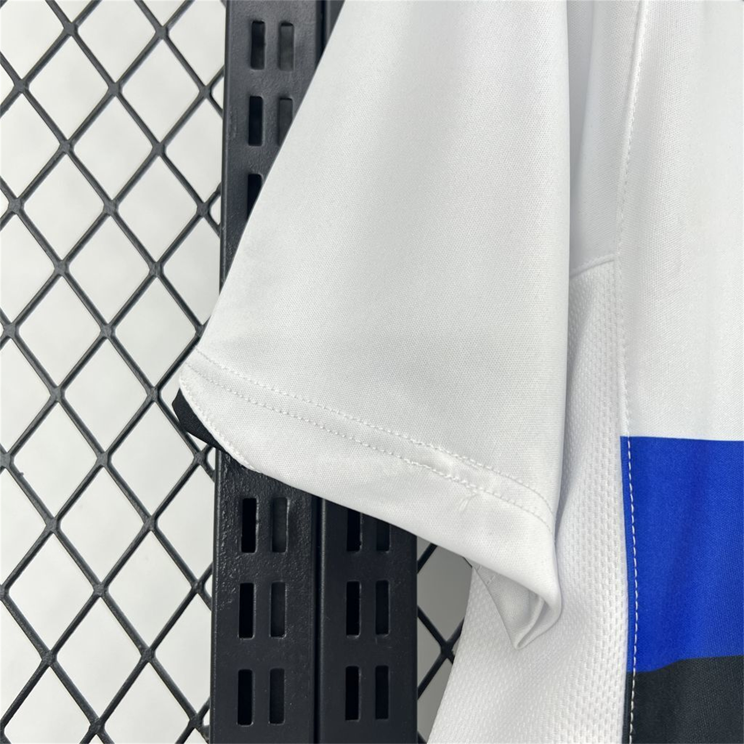 AlphaJersey-Retro Inter Milan 2005-06 Away Jersey