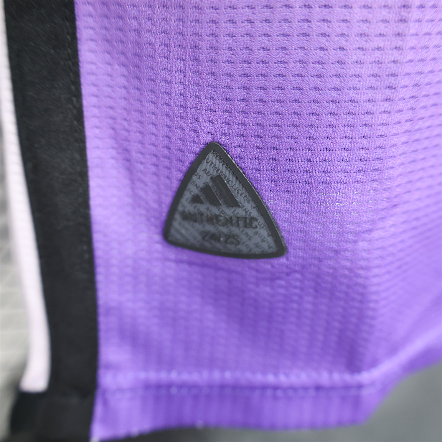 AlphaJersey-Algeria 25-26 White-purple Gradient Jersey with Black Chest Text - Player Version