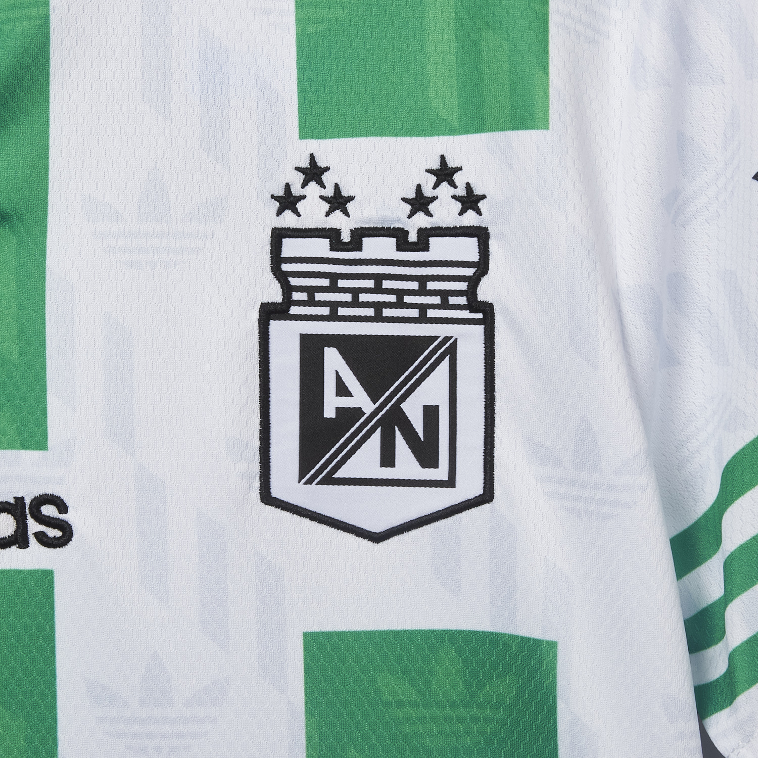 AlphaJersey-Retro Atlético Nacional 1996-97 Home Jersey