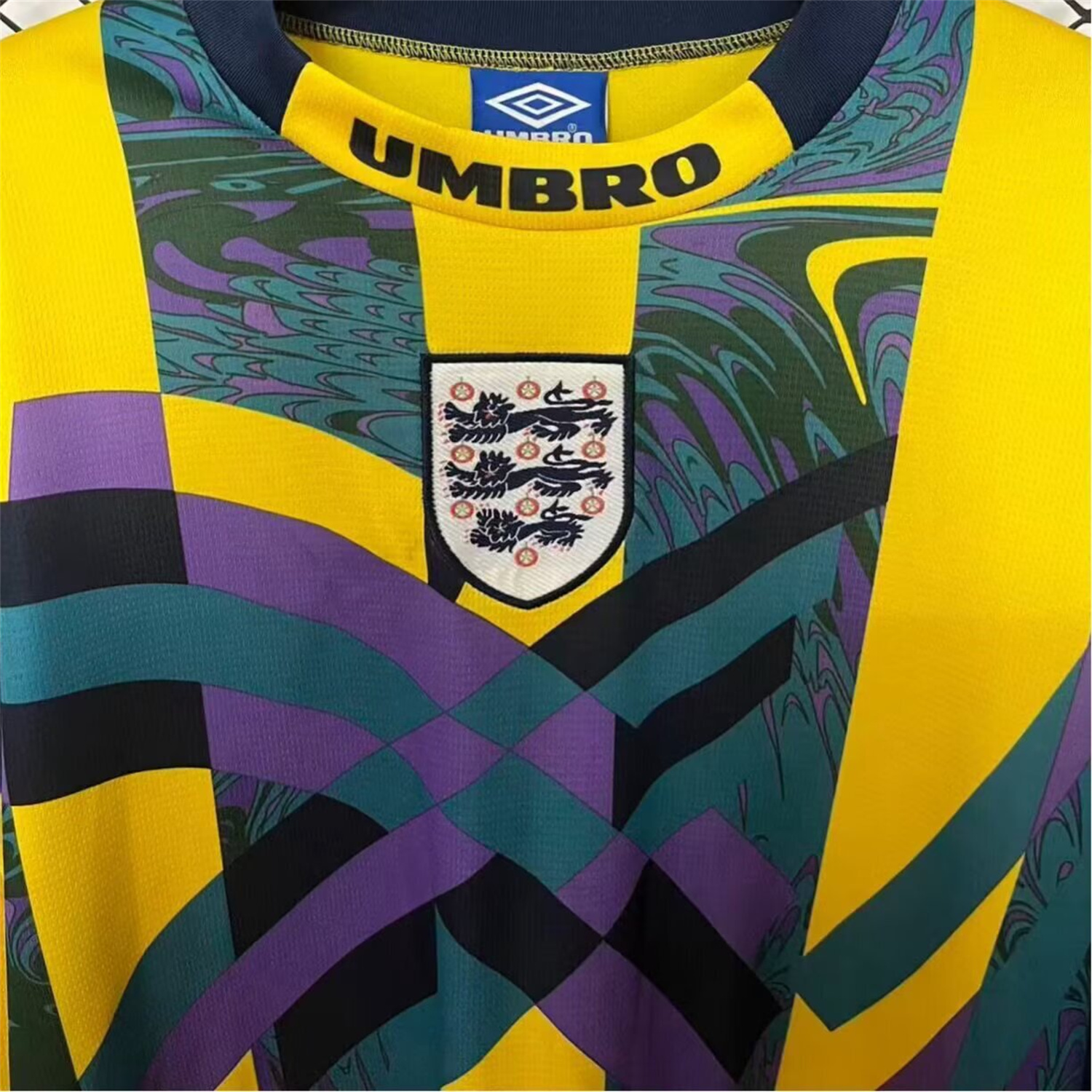 AlphaJersey-Retro England 1995 Yellow Goalkeeper Long Sleeve Jersey