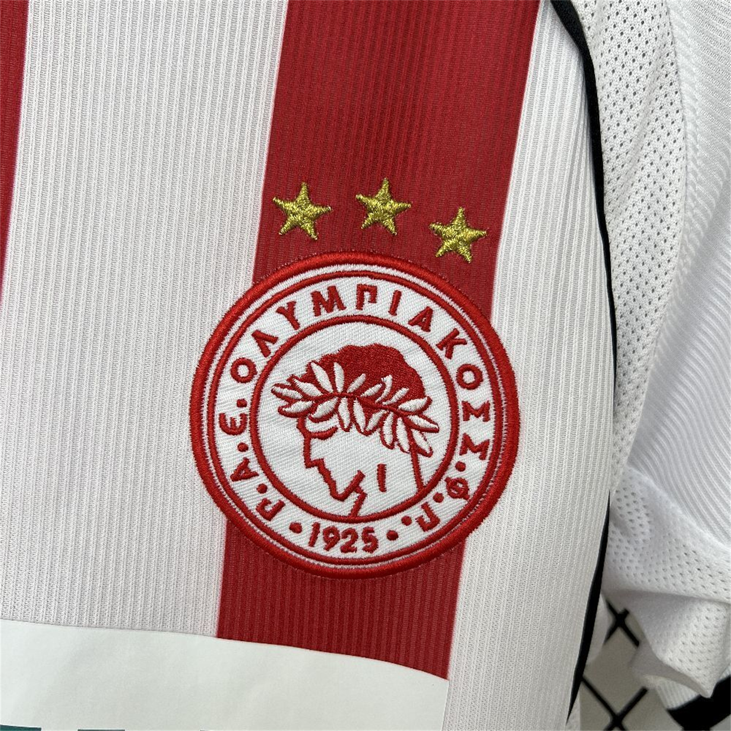 AlphaJersey-Retro Olympiacos 2001-02 Home Jersey