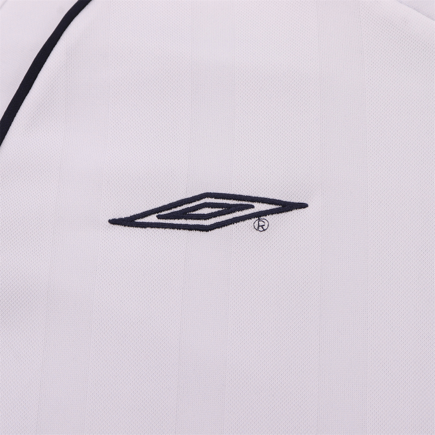 AlphaJersey-Retro England 2002 Home Kids Kit