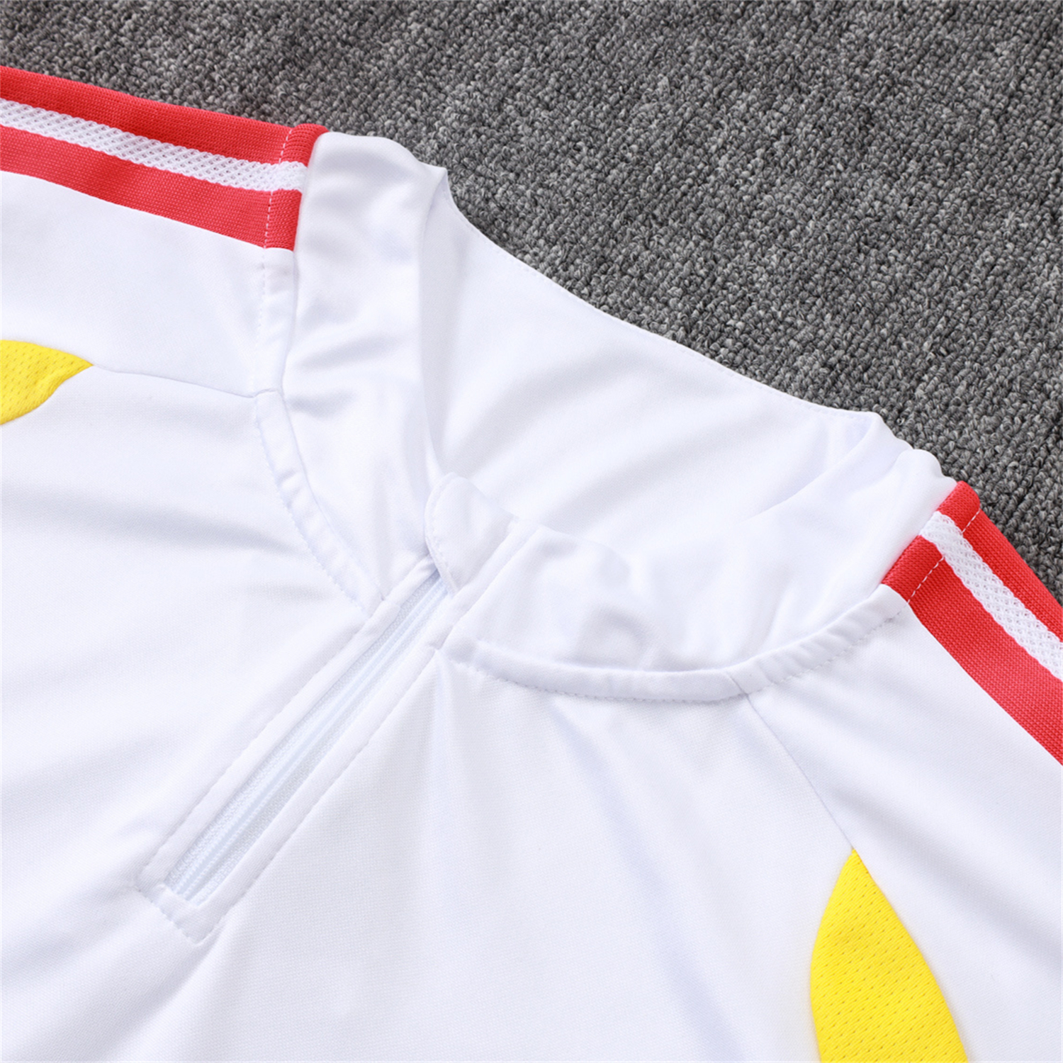 AlphaJersey-Colombia 2026 Long Sleeve Training Set - White Top & Black Pants
