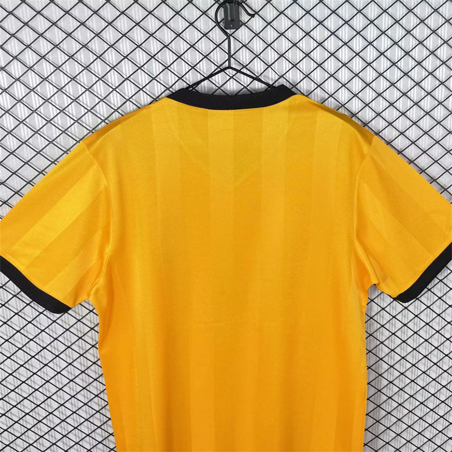 AlphaJersey-Retro Wolverhampton Wanderers Wolves 1986-88 Home Jersey