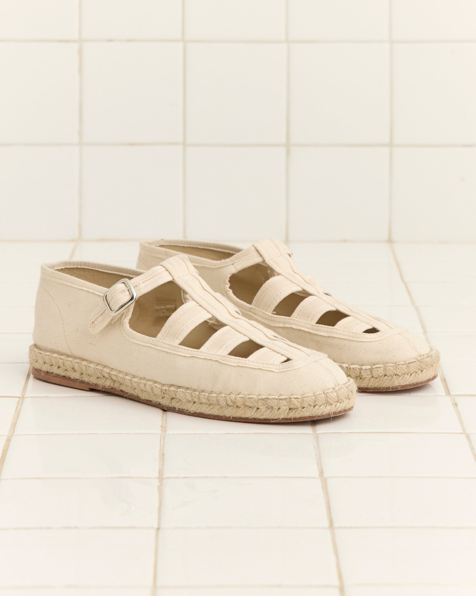 Peggy Espadrilles - Natural | Modern Menswear by yycbvcnbmmnbm