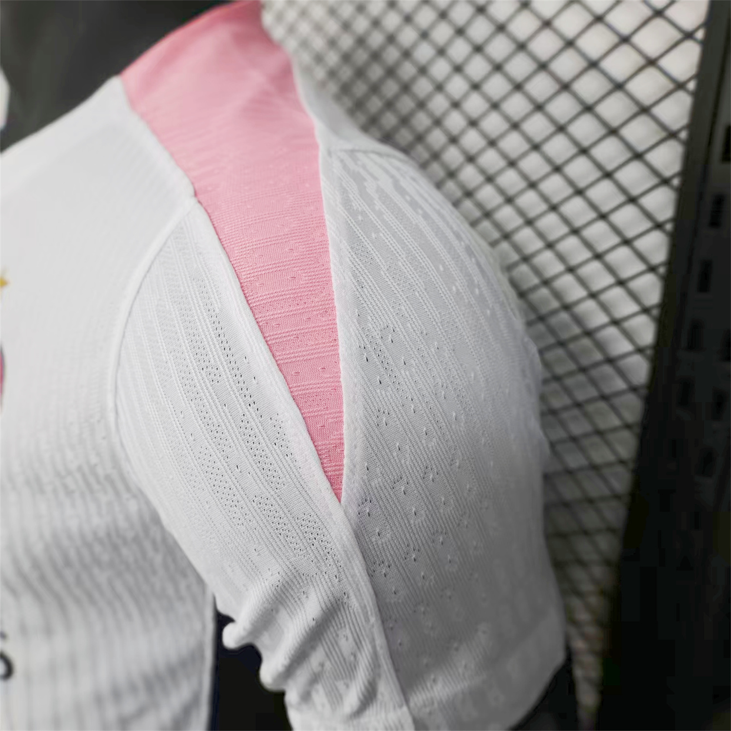AlphaJersey-Paris Saint-Germain PSG 25-26 White Pre-Match Training Jersey - Player Version