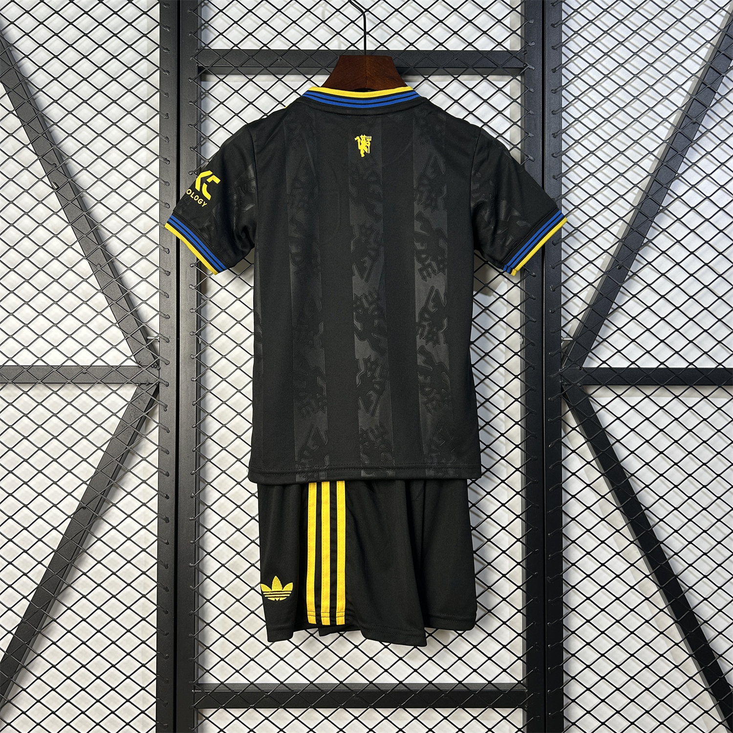 AlphaJersey-Manchester United 25-26 Third Black Kids Kit