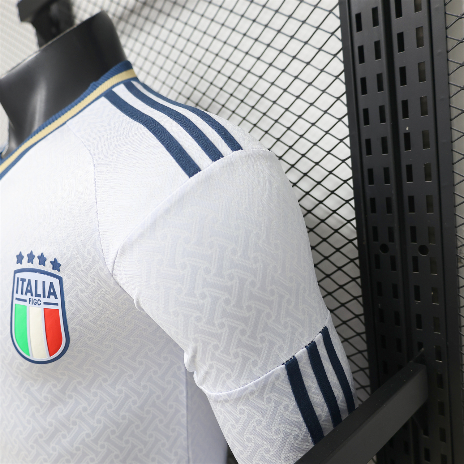 AlphaJersey-Italy 2026 Away Long Sleeves Jersey - Player Version