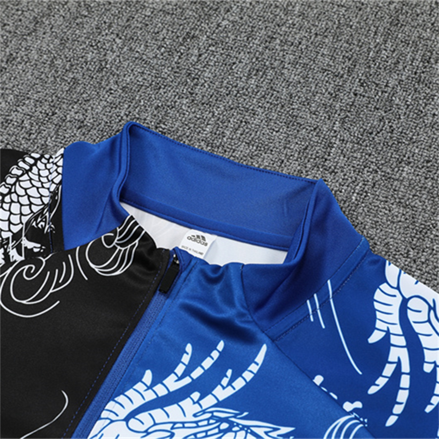 AlphaJersey-Real Madrid 25-26 Long Sleeve Training Set - White Loong Black Blue Top and Black Pants