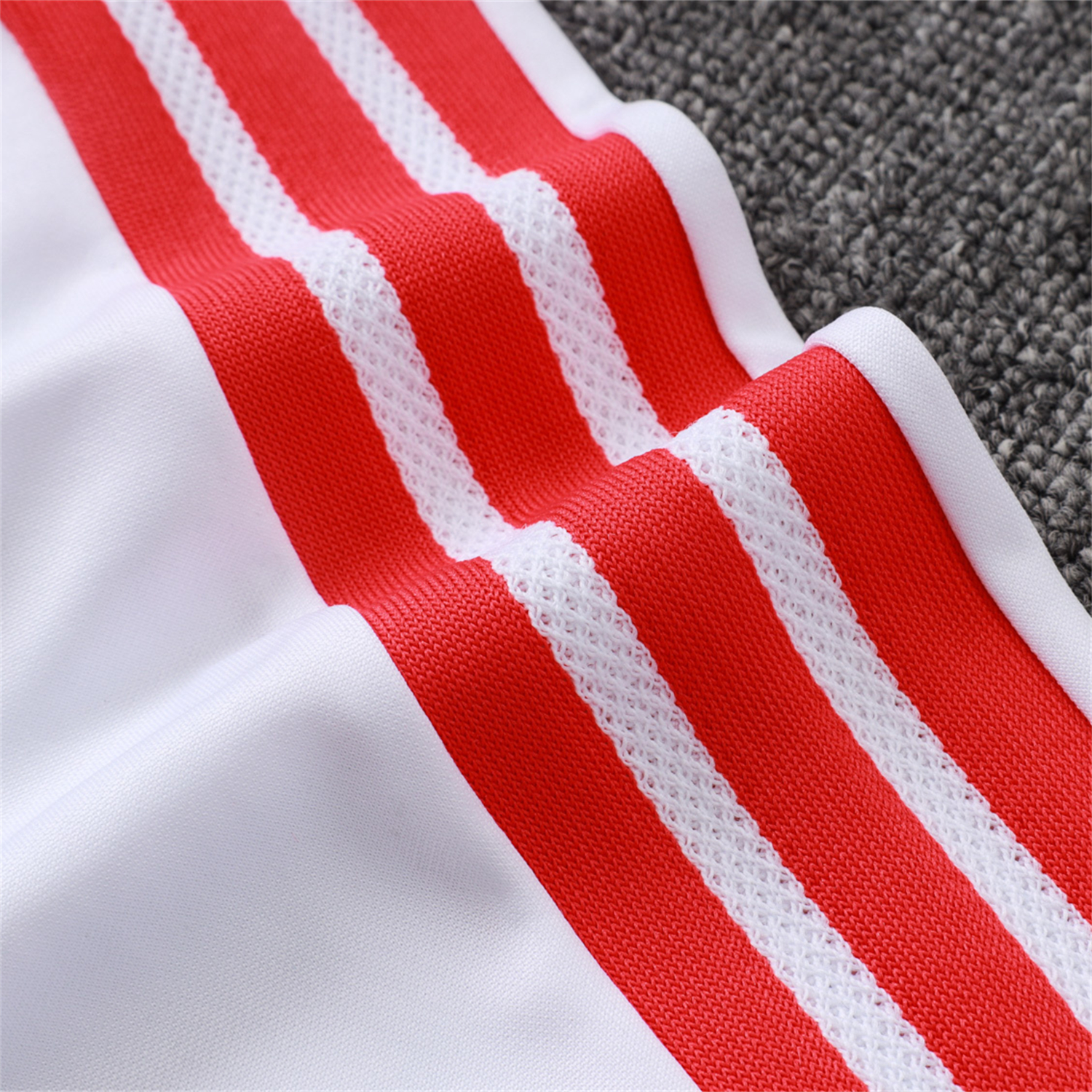AlphaJersey-Colombia 2026 Long Sleeve Training Set - White Top & Black Pants