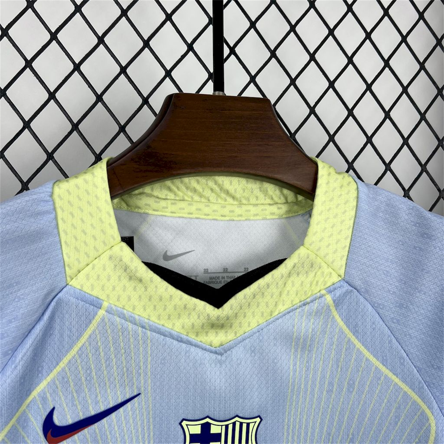 AlphaJersey-Barcelona 25-26 T90 White Lines Light Blue Gradient Special Kids Kit