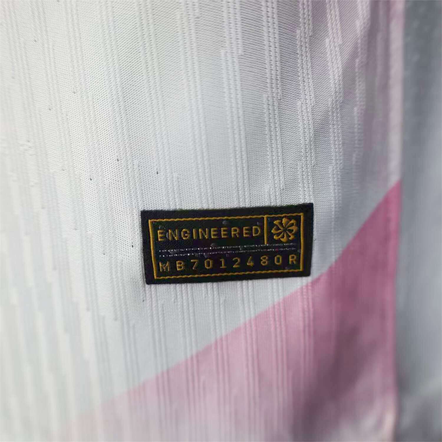 AlphaJersey-Barcelona 25-26 Red and White Diagonal Gradient Special Jersey - Player Version