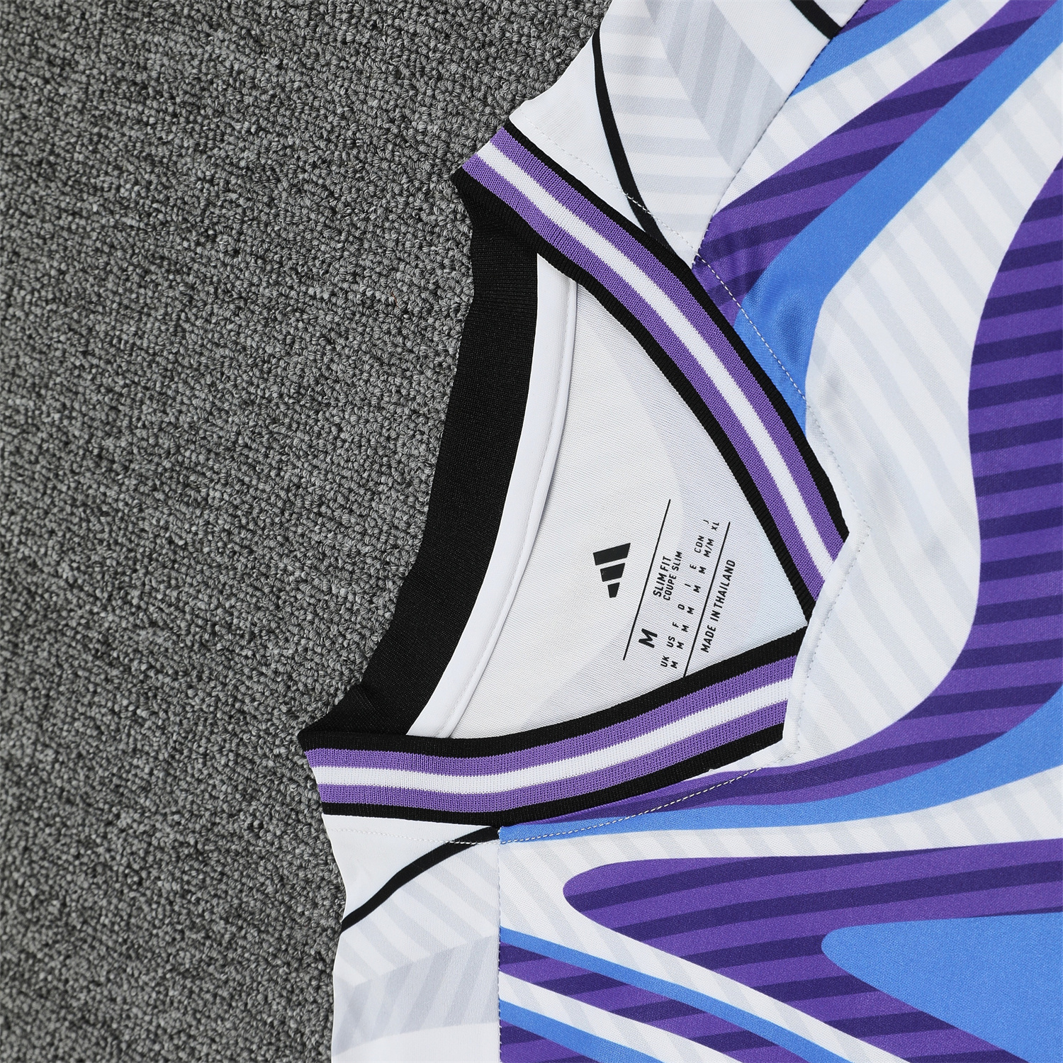 AlphaJersey-Real Madrid 25-26 Short-Sleeve Training Set - Blue Purple Curve Pattern Top & Black Shorts