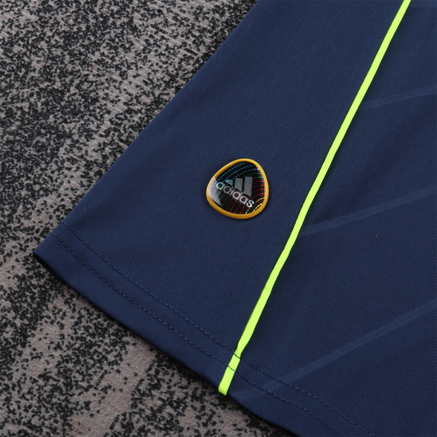 AlphaJersey-Retro Real Madrid 2010-11 Away Kids Kit