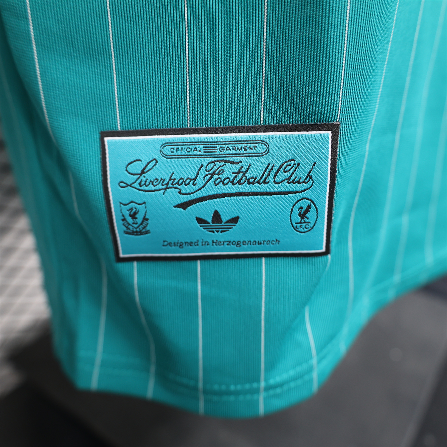 AlphaJersey-Liver.pool 25-26 Icon Range Travel Special Edition Cyan Jersey - Player Version