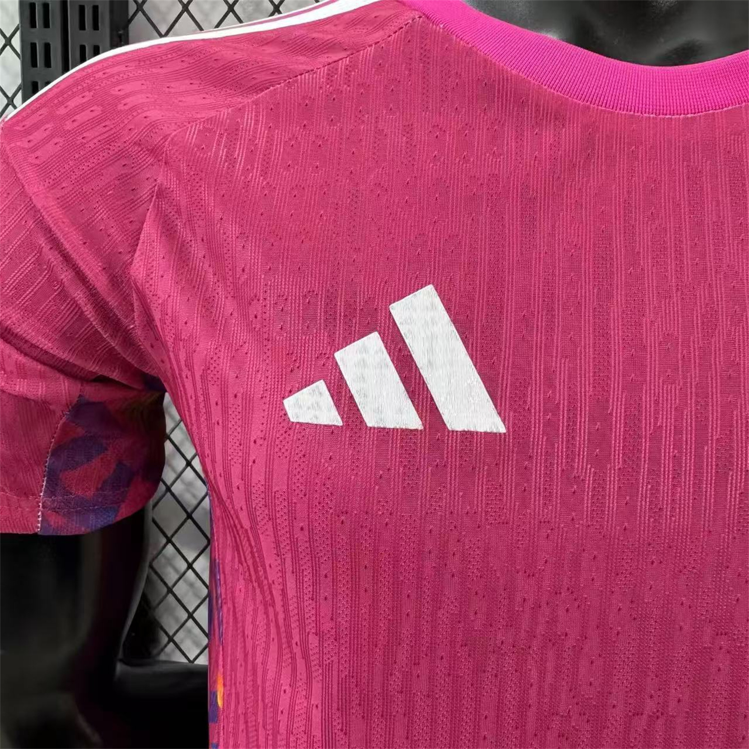 AlphaJersey-Mexico 2026 Pink Goalkeeper Jersey - Player Version