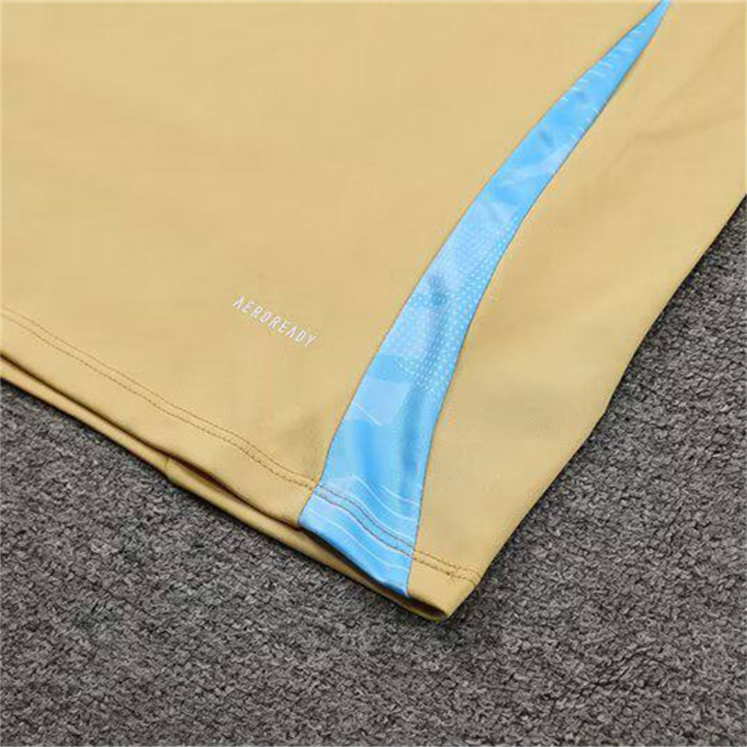 AlphaJersey-Argentina 25-26 Kids Long Sleeve Training Set - Gold Top and Grey Pants