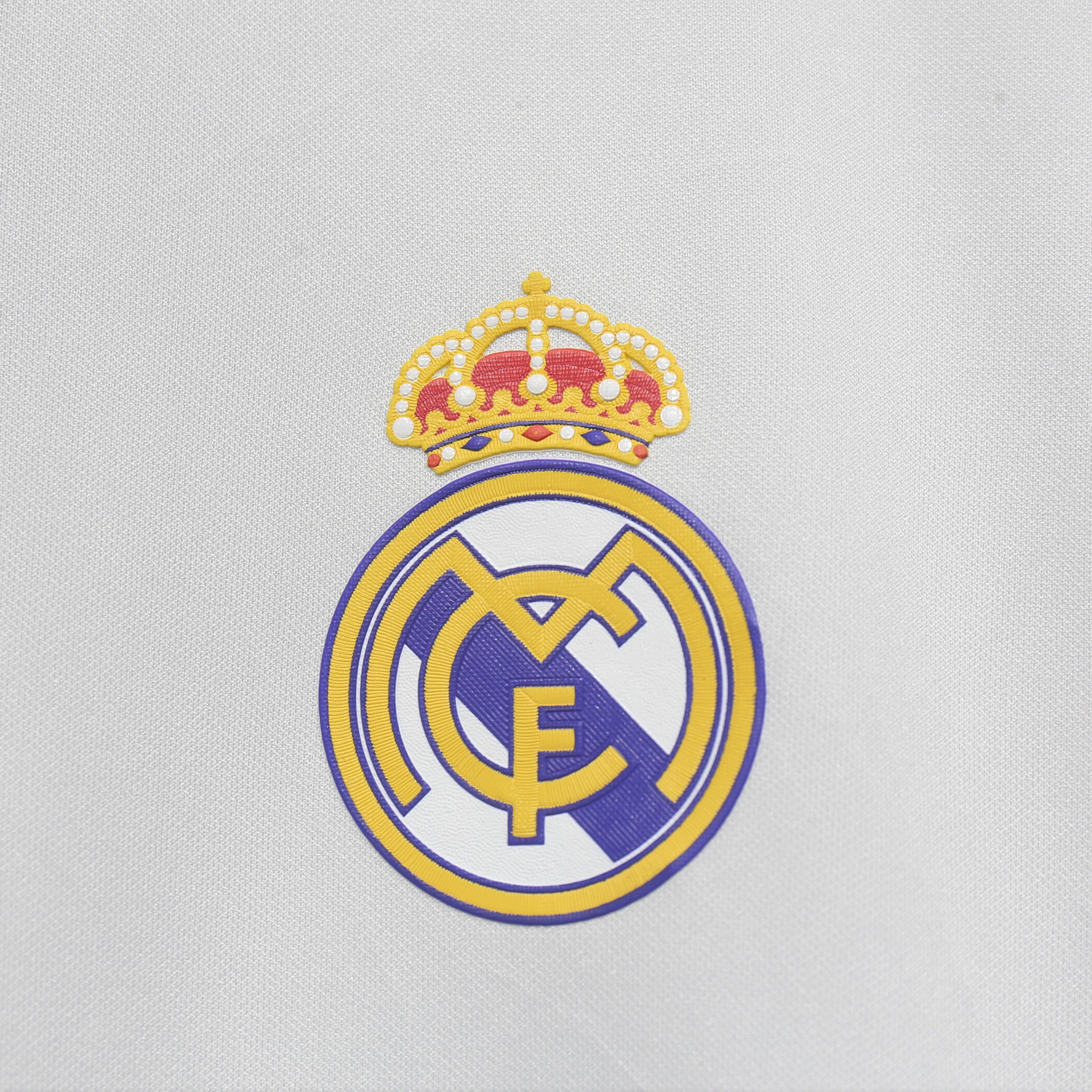 AlphaJersey-Retro Real Madrid 16-17 Home Jersey - Player Version
